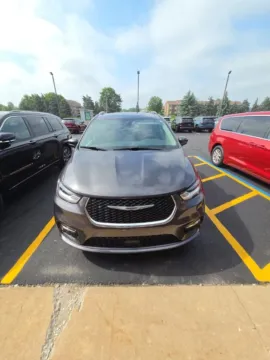 Another view of 2021 Chrysler Pacifica Touring L for sale in Grandville, MI at Zeigler Chrysler Dodge Jeep Ram of Grandville