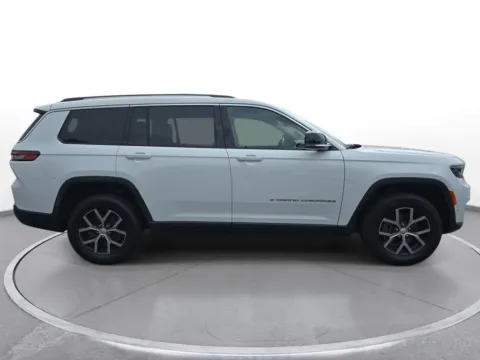 More photos of 2023 Jeep Grand Cherokee L Limited at Zeigler Chrysler Dodge Jeep Ram of Grandville, MI