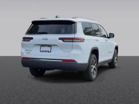 More photos of 2023 Jeep Grand Cherokee L Limited at Zeigler Chrysler Dodge Jeep Ram of Grandville, MI