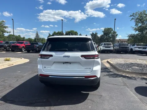 More photos of 2023 Jeep Grand Cherokee L Limited at Zeigler Chrysler Dodge Jeep Ram of Grandville, MI