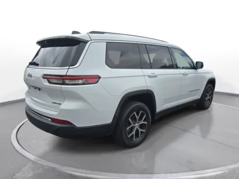 More photos of 2023 Jeep Grand Cherokee L Limited at Zeigler Chrysler Dodge Jeep Ram of Grandville, MI