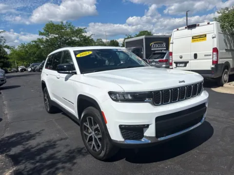 Photos of 2023 Jeep Grand Cherokee L Limited for sale in Grandville, MI at Zeigler Chrysler Dodge Jeep Ram of Grandville