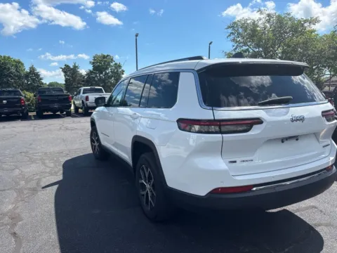 More photos of 2023 Jeep Grand Cherokee L Limited at Zeigler Chrysler Dodge Jeep Ram of Grandville, MI