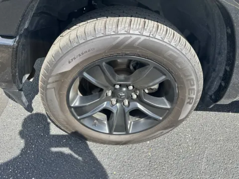 More photos of 2022 Ram 1500 Laramie at Zeigler Chrysler Dodge Jeep Ram of Grandville, MI