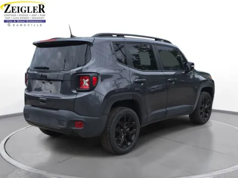 More photos of 2022 Jeep Renegade Altitude at Zeigler Chrysler Dodge Jeep Ram of Grandville, MI