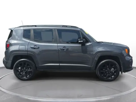 More photos of 2022 Jeep Renegade Altitude at Zeigler Chrysler Dodge Jeep Ram of Grandville, MI
