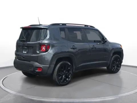 More photos of 2022 Jeep Renegade Altitude at Zeigler Chrysler Dodge Jeep Ram of Grandville, MI