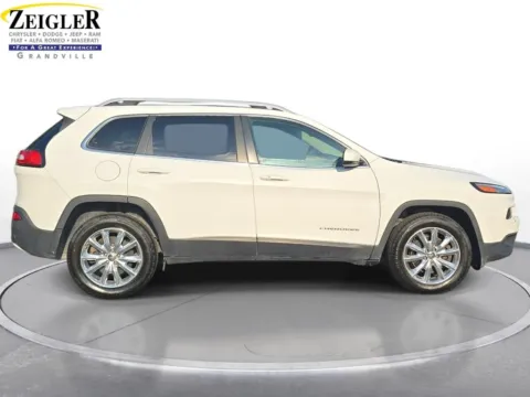More photos of 2017 Jeep Cherokee Limited at Zeigler Chrysler Dodge Jeep Ram of Grandville, MI