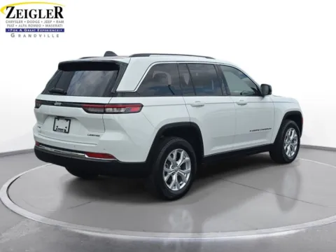 More photos of 2023 Jeep Grand Cherokee Limited at Zeigler Chrysler Dodge Jeep Ram of Grandville, MI