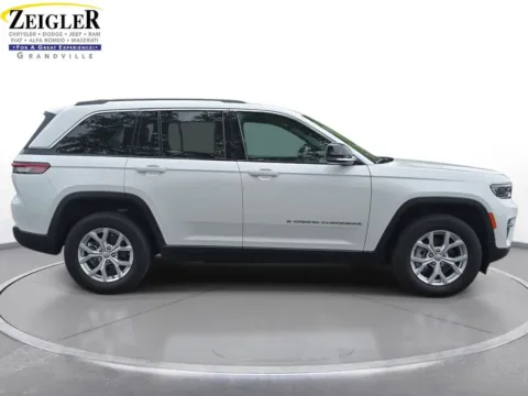 More photos of 2023 Jeep Grand Cherokee Limited at Zeigler Chrysler Dodge Jeep Ram of Grandville, MI