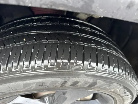 More photos of 2023 Jeep Grand Cherokee L Altitude at Zeigler Chrysler Dodge Jeep Ram of Grandville, MI