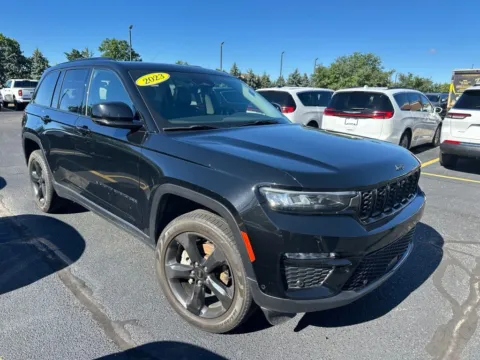 Photos of 2023 Jeep Grand Cherokee Limited for sale in Grandville, MI at Zeigler Chrysler Dodge Jeep Ram of Grandville