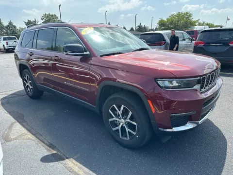 Photos of 2023 Jeep Grand Cherokee L Limited for sale in Grandville, MI at Zeigler Chrysler Dodge Jeep Ram of Grandville
