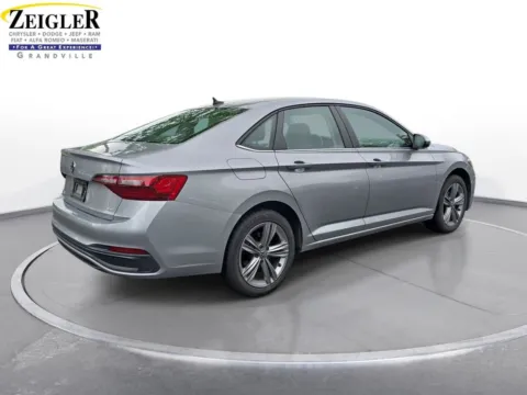 More photos of 2024 Volkswagen Jetta 1.5T SE at Zeigler Chrysler Dodge Jeep Ram of Grandville, MI