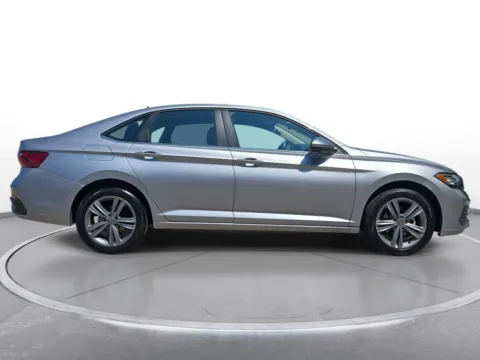 More photos of 2024 Volkswagen Jetta 1.5T SE at Zeigler Chrysler Dodge Jeep Ram of Grandville, MI