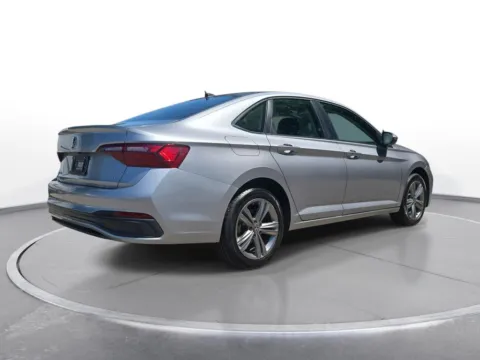 More photos of 2024 Volkswagen Jetta 1.5T SE at Zeigler Chrysler Dodge Jeep Ram of Grandville, MI