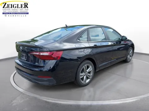 More photos of 2024 Volkswagen Jetta 1.5T SE at Zeigler Chrysler Dodge Jeep Ram of Grandville, MI