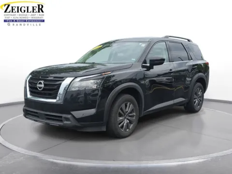 Black 2025 Nissan Pathfinder SV for sale in Grandville, MI