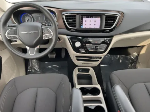 More photos of 2023 Chrysler Voyager LX at Zeigler Chrysler Dodge Jeep Ram of Grandville, MI