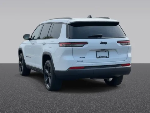 Another view of 2023 Jeep Grand Cherokee L Altitude for sale in Grandville, MI at Zeigler Chrysler Dodge Jeep Ram of Grandville