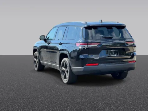 Another view of 2023 Jeep Grand Cherokee L Altitude for sale in Grandville, MI at Zeigler Chrysler Dodge Jeep Ram of Grandville