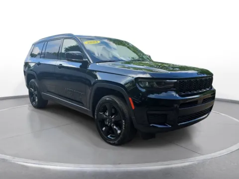 Another view of 2023 Jeep Grand Cherokee L Altitude for sale in Grandville, MI at Zeigler Chrysler Dodge Jeep Ram of Grandville
