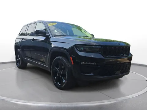Another view of 2023 Jeep Grand Cherokee Limited for sale in Grandville, MI at Zeigler Chrysler Dodge Jeep Ram of Grandville