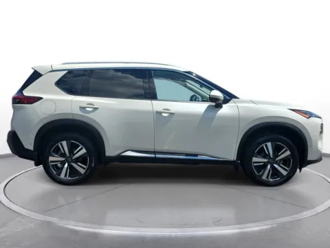 More photos of 2023 Nissan Rogue SL at Zeigler Chrysler Dodge Jeep Ram of Grandville, MI