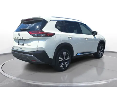 More photos of 2023 Nissan Rogue SL at Zeigler Chrysler Dodge Jeep Ram of Grandville, MI