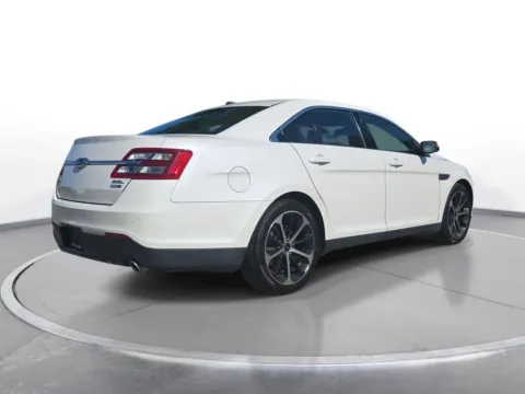 More photos of 2015 Ford Taurus SEL at Zeigler Chrysler Dodge Jeep Ram of Grandville, MI