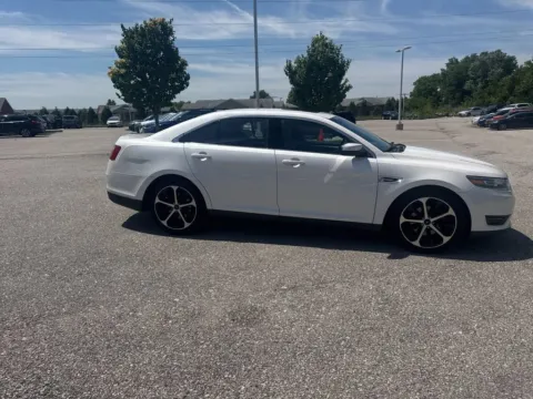 More photos of 2015 Ford Taurus SEL at Zeigler Chrysler Dodge Jeep Ram of Grandville, MI