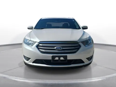 Photos of 2015 Ford Taurus SEL for sale in Grandville, MI at Zeigler Chrysler Dodge Jeep Ram of Grandville