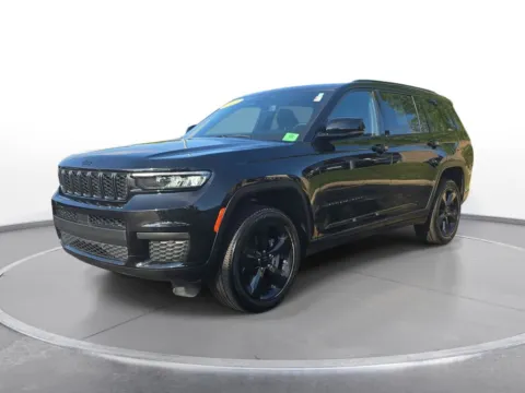 Black 2023 Jeep Grand Cherokee L Altitude for sale in Grandville, MI