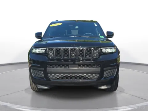 Photos of 2023 Jeep Grand Cherokee L Altitude for sale in Grandville, MI at Zeigler Chrysler Dodge Jeep Ram of Grandville