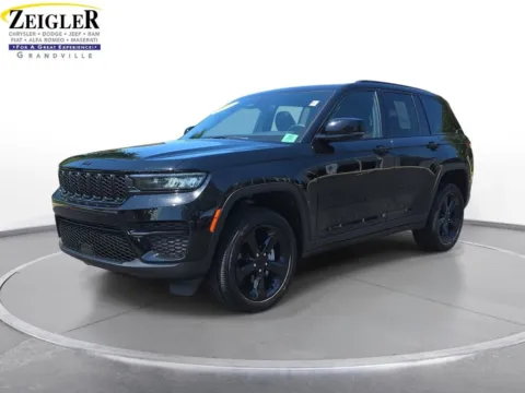 Black 2023 Jeep Grand Cherokee Altitude X for sale in Grandville, MI