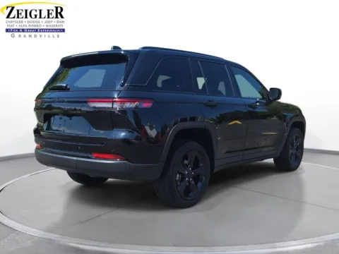 More photos of 2023 Jeep Grand Cherokee Altitude X at Zeigler Chrysler Dodge Jeep Ram of Grandville, MI