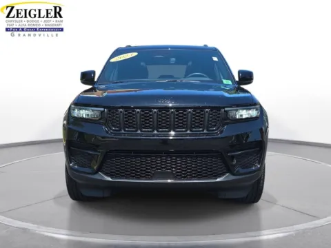 Photos of 2023 Jeep Grand Cherokee Altitude X for sale in Grandville, MI at Zeigler Chrysler Dodge Jeep Ram of Grandville