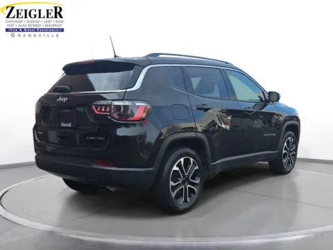 More photos of 2022 Jeep Compass Limited at Zeigler Chrysler Dodge Jeep Ram of Grandville, MI