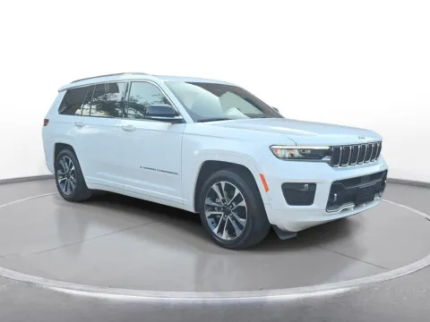 Another view of 2024 Jeep Grand Cherokee L Overland for sale in Grandville, MI at Zeigler Chrysler Dodge Jeep Ram of Grandville