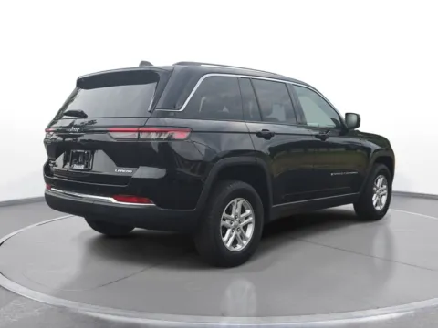 More photos of 2023 Jeep Grand Cherokee Laredo at Zeigler Chrysler Dodge Jeep Ram of Grandville, MI