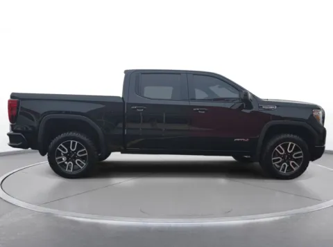 More photos of 2021 GMC Sierra 1500 AT4 at Zeigler Chrysler Dodge Jeep Ram of Grandville, MI
