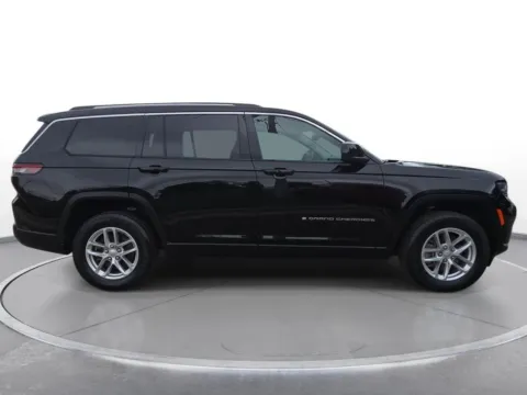 More photos of 2023 Jeep Grand Cherokee L Laredo at Zeigler Chrysler Dodge Jeep Ram of Grandville, MI