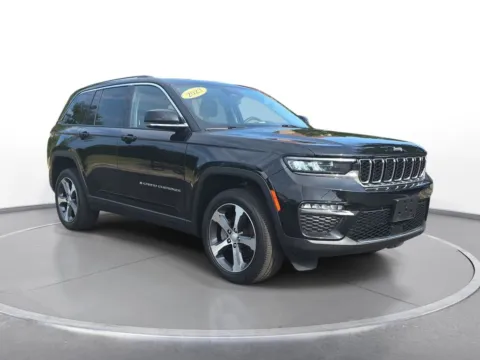 Another view of 2023 Jeep Grand Cherokee Limited for sale in Grandville, MI at Zeigler Chrysler Dodge Jeep Ram of Grandville