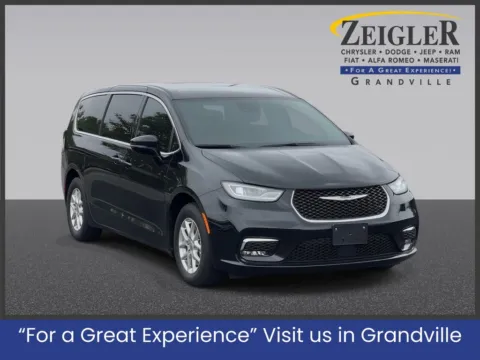 Black 2024 Chrysler Pacifica Touring L for sale in Grandville, MI