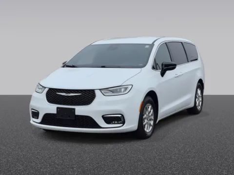 Photos of 2025 Chrysler Pacifica Select for sale in Grandville, MI at Zeigler Chrysler Dodge Jeep Ram of Grandville