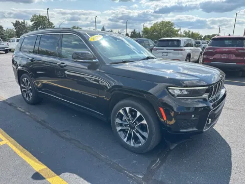 Black 2023 Jeep Grand Cherokee L Overland for sale in Grandville, MI