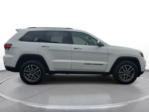 More photos of 2021 Jeep Grand Cherokee Limited at Zeigler Chrysler Dodge Jeep Ram of Grandville, MI