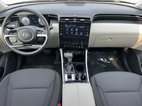 More photos of 2024 Hyundai Tucson SEL at Zeigler Chrysler Dodge Jeep Ram of Grandville, MI