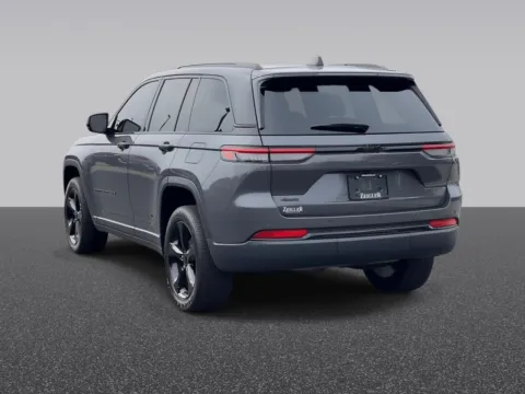 Another view of 2022 Jeep Grand Cherokee Altitude for sale in Grandville, MI at Zeigler Chrysler Dodge Jeep Ram of Grandville
