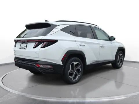 More photos of 2023 Hyundai Tucson SEL at Zeigler Chrysler Dodge Jeep Ram of Grandville, MI